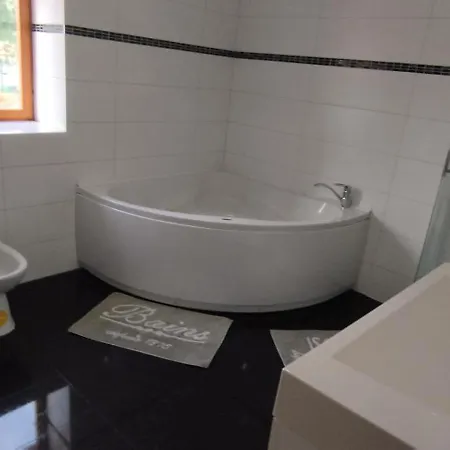 Casa Manera 2 *
