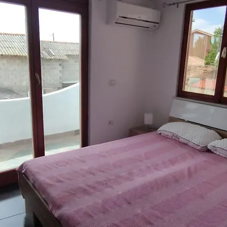 Casa Manera 2 Jadreški